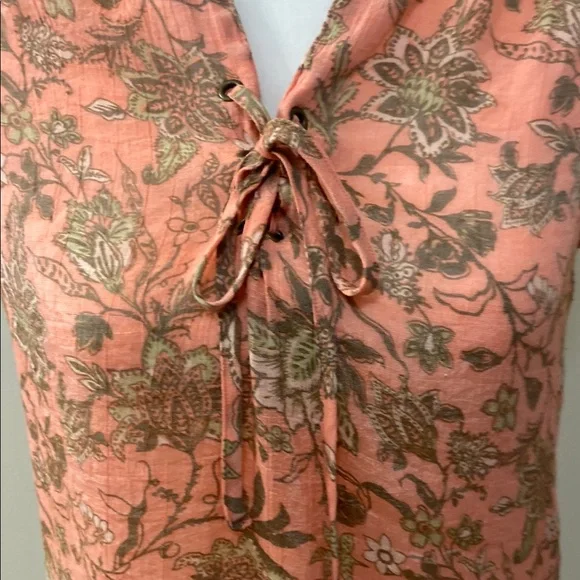 St. John's Bay Orange Floral Patterned Sleeveless Blouse with Tie Front - Picture 2 of 8